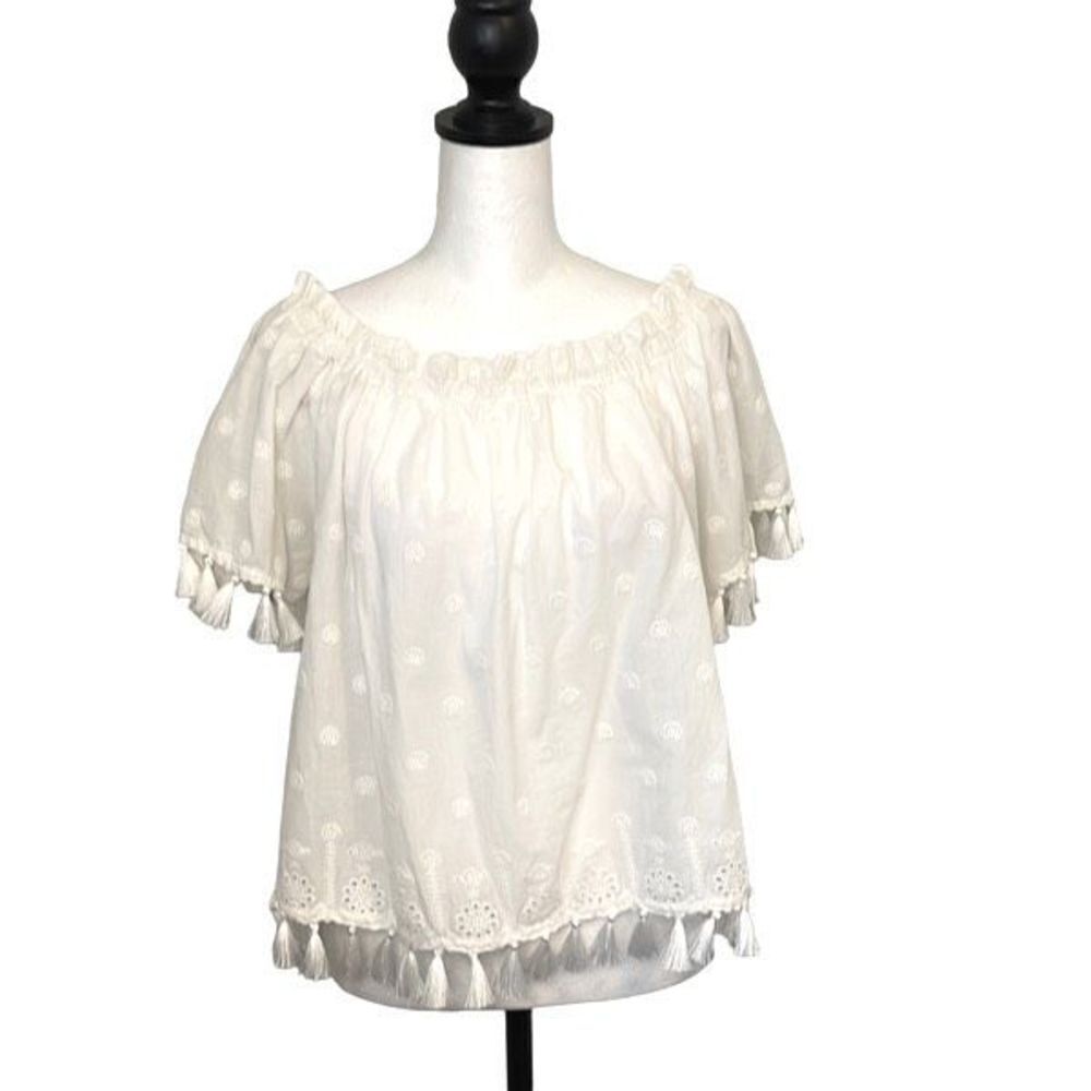 In Loom Tassel Accent Boho Eyelet Rayon Top Off White‎ Size Small
